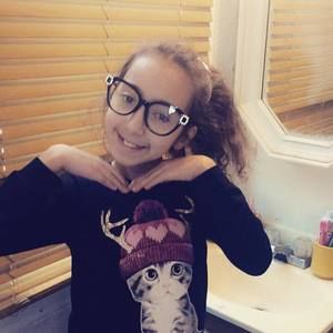 Meet your Posher, Hanan